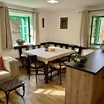 Feriehus Pod Lipenskou Hrazi