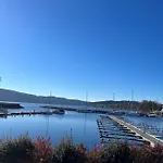 Pod Lipenskou Hrazi Feriehus *