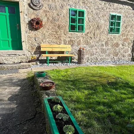 Pod Lipenskou Hrazi Tatil Evi