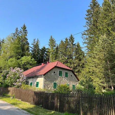 Holiday home Pod Lipenskou Hrazi *