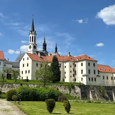 Pod Lipenskou Hrazi 別荘 Loučovice