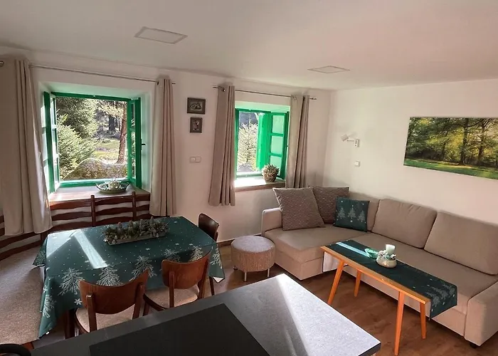Pod Lipenskou Hrází Loučovice